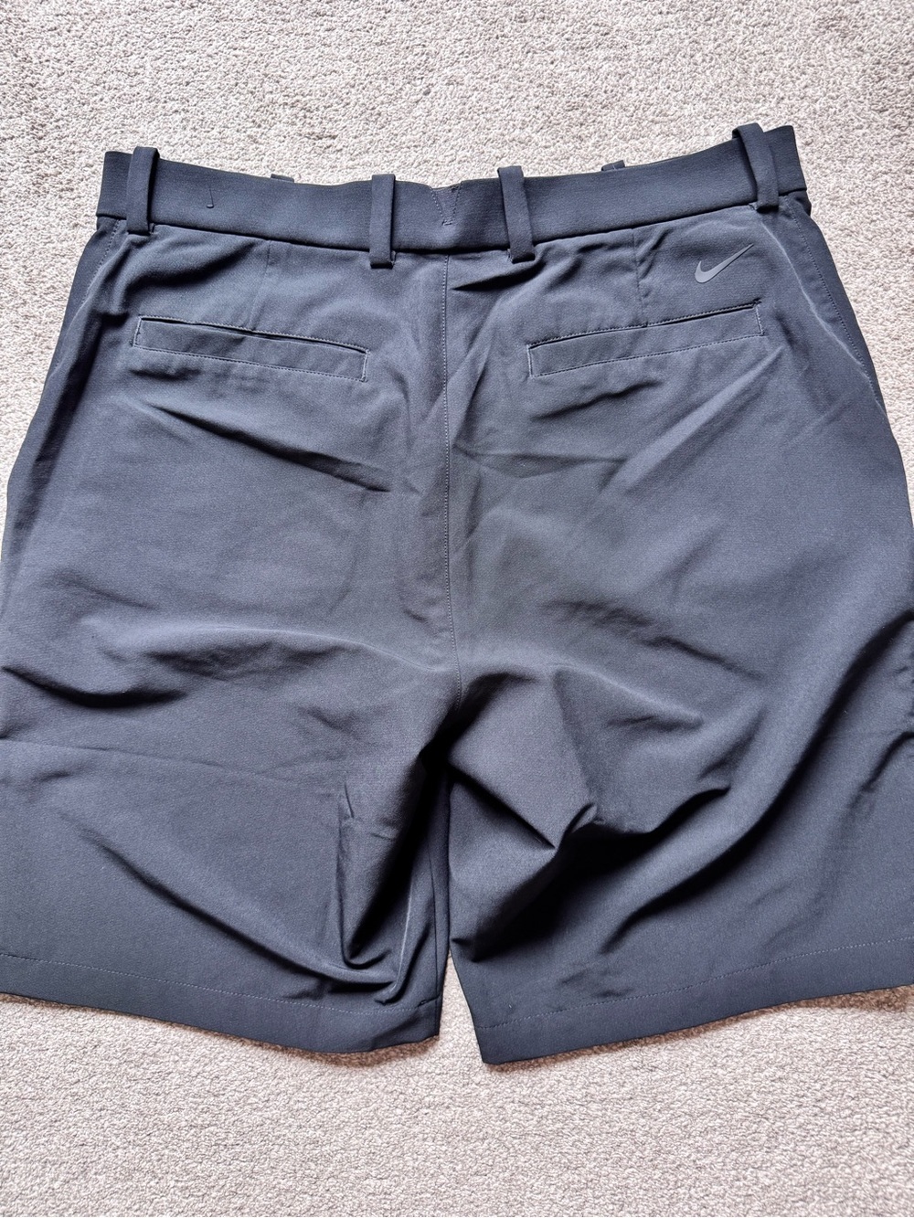 Mens Nike Dri Fit 10” Premium Golf Shorts Size 34 Black Like New - Picture 2 of 9